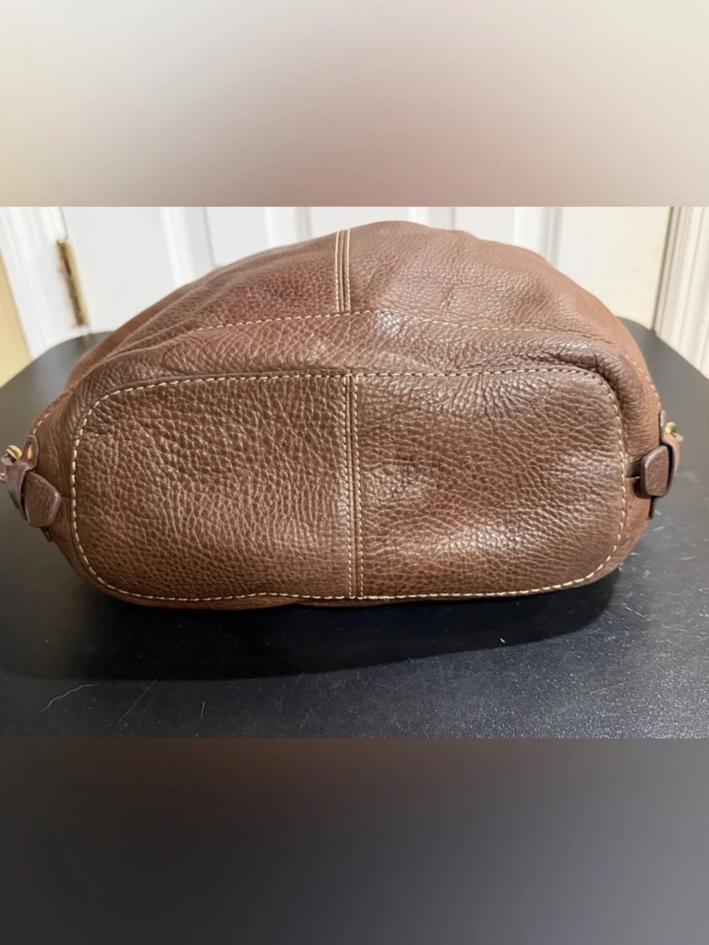 Fossil Brown Pebbled Leather Bucket Shoulder Bag with Dark Trim - Picture 7 of 8